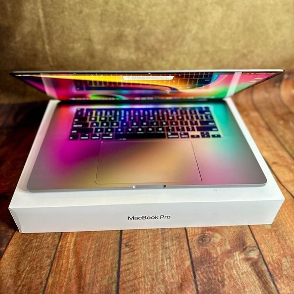 macbook pro 2019 cor i9 64g ram